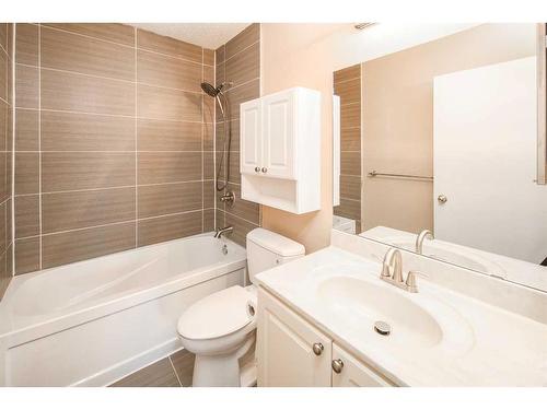 8 Arbour Ridge Place Nw, Calgary, AB - Indoor Photo Showing Bathroom