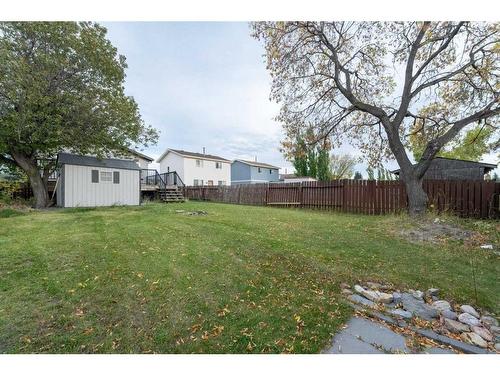 207 Castlebrook Road Ne, Calgary, AB 