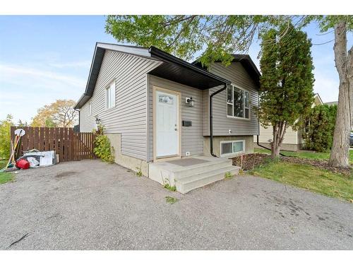 207 Castlebrook Road Ne, Calgary, AB 