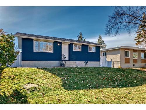 3222 32A Avenue Se, Calgary, AB - Outdoor