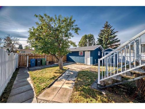 3222 32A Avenue Se, Calgary, AB - Outdoor