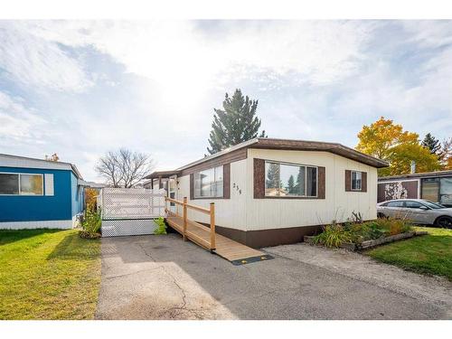 239-3223 83 Street Nw, Calgary, AB 