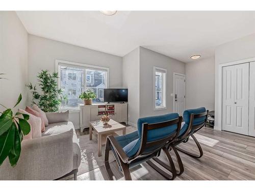 459 Canals Crossing Sw, Airdrie, AB - Indoor Photo Showing Living Room