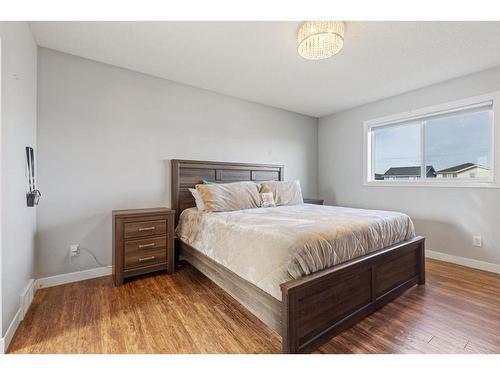 692 Luxstone Landing Sw, Airdrie, AB - Indoor Photo Showing Bedroom