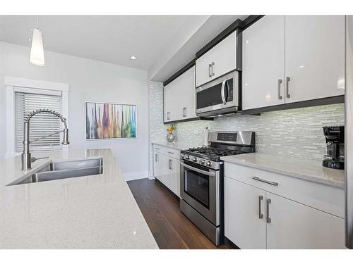 1602 12 Avenue Sw, Calgary, AB - Indoor Photo Showing Kitchen With Double Sink With Upgraded Kitchen