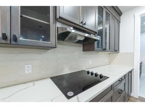 907 Corner Meadows Way Ne, Calgary, AB - Indoor Photo Showing Kitchen With Upgraded Kitchen