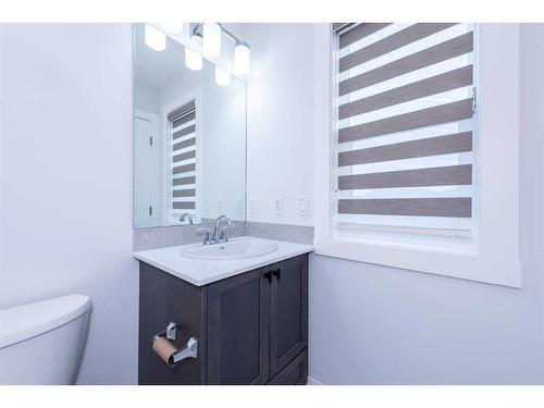 907 Corner Meadows Way Ne, Calgary, AB - Indoor Photo Showing Bathroom