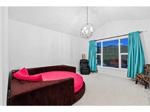 9 Sage Meadows Green Nw, Calgary, AB - Indoor Photo Showing Bedroom