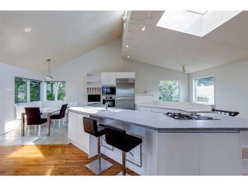 7063 Silverview Drive Nw, Calgary, AB - Indoor Photo Showing Kitchen With Double Sink