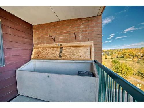 718-5204 Dalton Drive Nw, Calgary, AB - Outdoor With Balcony With Exterior