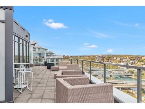 1004-550 Riverfront Avenue Se, Calgary, AB - Outdoor With Balcony With Exterior