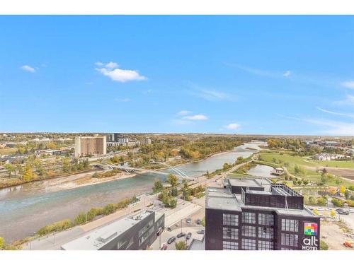 1004-550 Riverfront Avenue Se, Calgary, AB - Outdoor With View