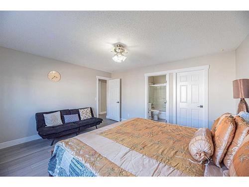 6248 Taralea Park Ne, Calgary, AB - Indoor Photo Showing Bedroom