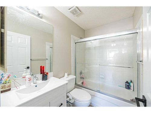 6248 Taralea Park Ne, Calgary, AB - Indoor Photo Showing Bathroom