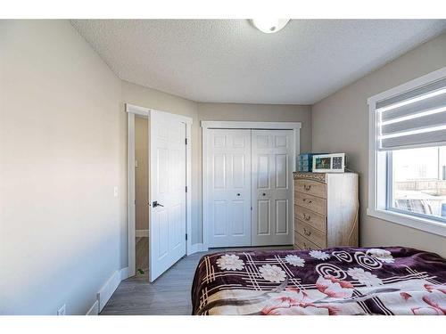 6248 Taralea Park Ne, Calgary, AB - Indoor Photo Showing Bedroom