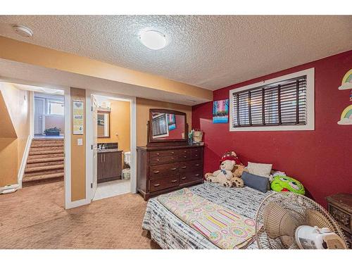 6248 Taralea Park Ne, Calgary, AB - Indoor Photo Showing Bedroom