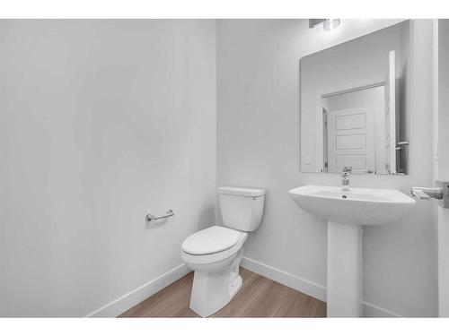 326 Ambleton Drive Nw, Calgary, AB - Indoor Photo Showing Bathroom