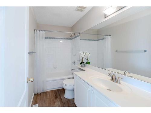 363 Rocky Ridge Drive Nw, Calgary, AB - Indoor Photo Showing Bathroom