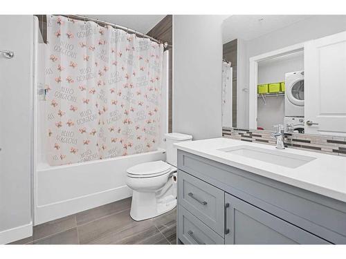 1215-3727 Sage Hill Drive Nw, Calgary, AB - Indoor Photo Showing Bathroom