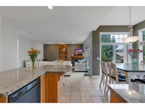 203 Evergreen Heights Sw, Calgary, AB - Indoor