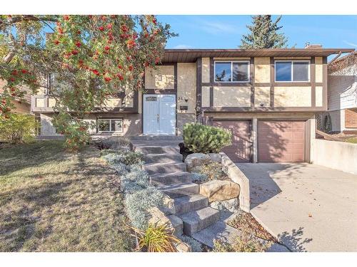 36 Silver Ridge Rise Nw, Calgary, AB - Outdoor