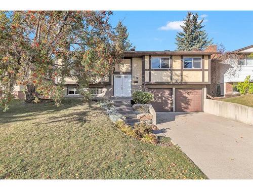 36 Silver Ridge Rise Nw, Calgary, AB - Outdoor