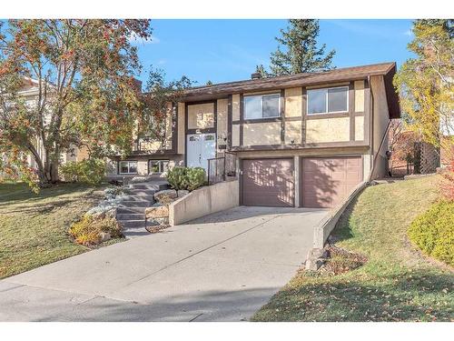 36 Silver Ridge Rise Nw, Calgary, AB - Outdoor