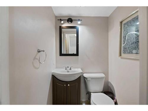 701-235 15 Avenue Sw, Calgary, AB - Indoor Photo Showing Bathroom