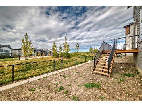 75 Royston Rise Ne, Calgary, AB 