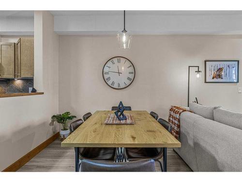 204-155 Crossbow Place, Canmore, AB - Indoor Photo Showing Dining Room