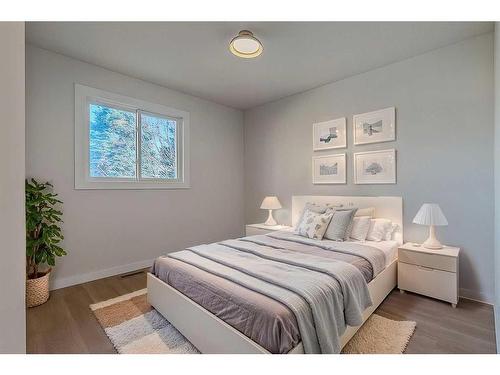 184 Huntchester Crescent Ne, Calgary, AB - Indoor Photo Showing Bedroom