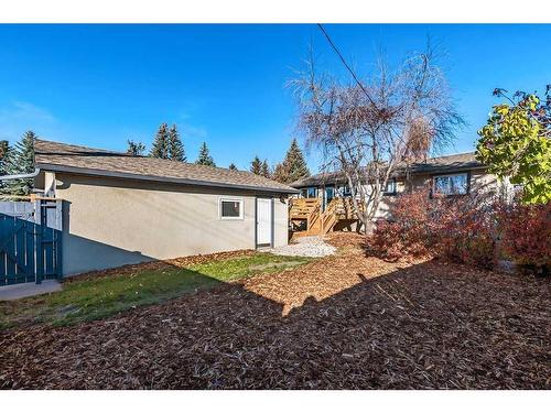 184 Huntchester Crescent Ne, Calgary, AB - Outdoor