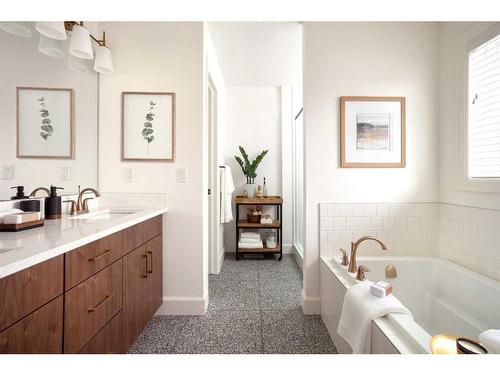 330 Magnolia Way Se, Calgary, AB - Indoor Photo Showing Bathroom