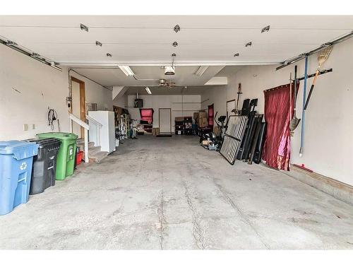 12940 Candle Crescent Sw, Calgary, AB - Indoor Photo Showing Garage