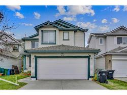 84 Douglas Glen Crescent SE Calgary, AB T2Z 3M6