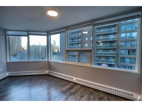 504-626 15 Avenue Sw, Calgary, AB - Indoor Photo Showing Other Room