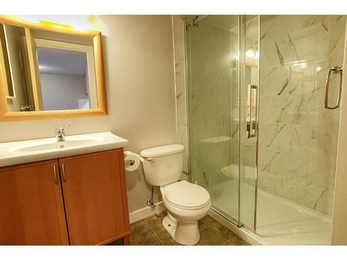 504-626 15 Avenue Sw, Calgary, AB - Indoor Photo Showing Bathroom