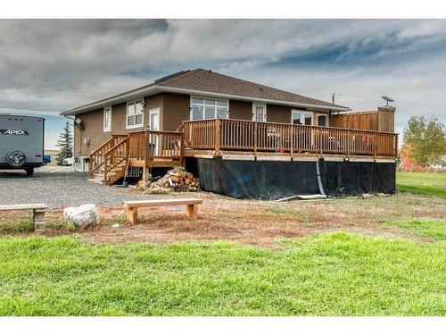 253007 Range Road 245, Rural Wheatland County, AB - Outdoor With Deck Patio Veranda