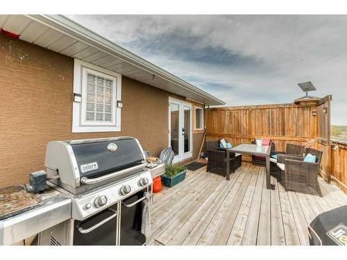 253007 Range Road 245, Rural Wheatland County, AB - Outdoor With Deck Patio Veranda With Exterior