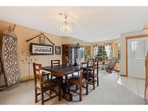 66 Tuscany Hills Point Nw, Calgary, AB - Indoor Photo Showing Dining Room