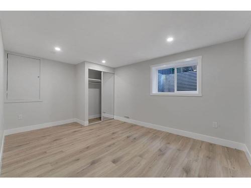 179 Flavelle Road Se, Calgary, AB - Indoor Photo Showing Other Room