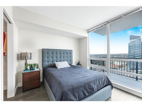 2303-1118 12 Avenue Sw, Calgary, AB - Indoor Photo Showing Bedroom