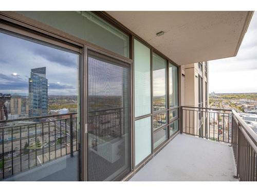 2303-1118 12 Avenue Sw, Calgary, AB - Outdoor With Balcony With View With Exterior