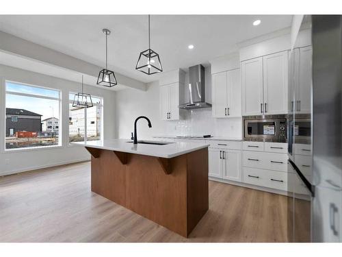 41 Corner Glen Road Ne, Calgary, AB - Indoor Photo Showing Kitchen With Upgraded Kitchen