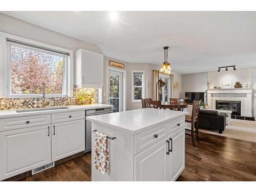 133 Valley Meadow Close Nw, Calgary, AB - Indoor Photo Showing Laundry Room