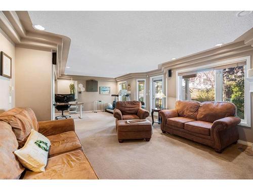 133 Valley Meadow Close Nw, Calgary, AB - Indoor Photo Showing Bedroom