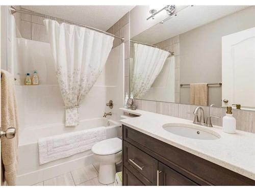 1029 Brightoncrest Common Se, Calgary, AB - Indoor Photo Showing Bathroom