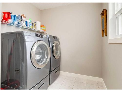 1029 Brightoncrest Common Se, Calgary, AB - Indoor Photo Showing Laundry Room