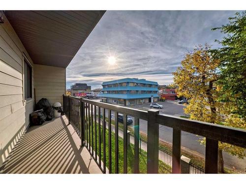 304-1512 16 Avenue Sw, Calgary, AB - Outdoor With Balcony With Exterior