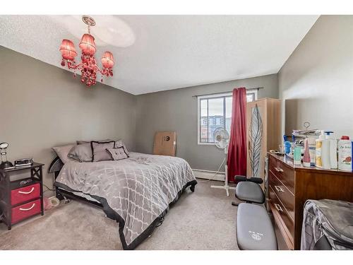 304-1512 16 Avenue Sw, Calgary, AB - Indoor Photo Showing Bedroom